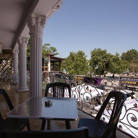 Široka Hotel Shkodra Lake מראה חיצוני תמונה