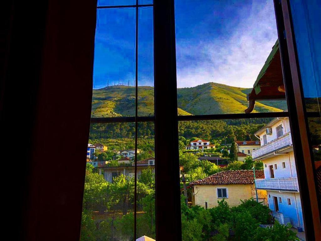 Široka Hotel Shkodra Lake מראה חיצוני תמונה