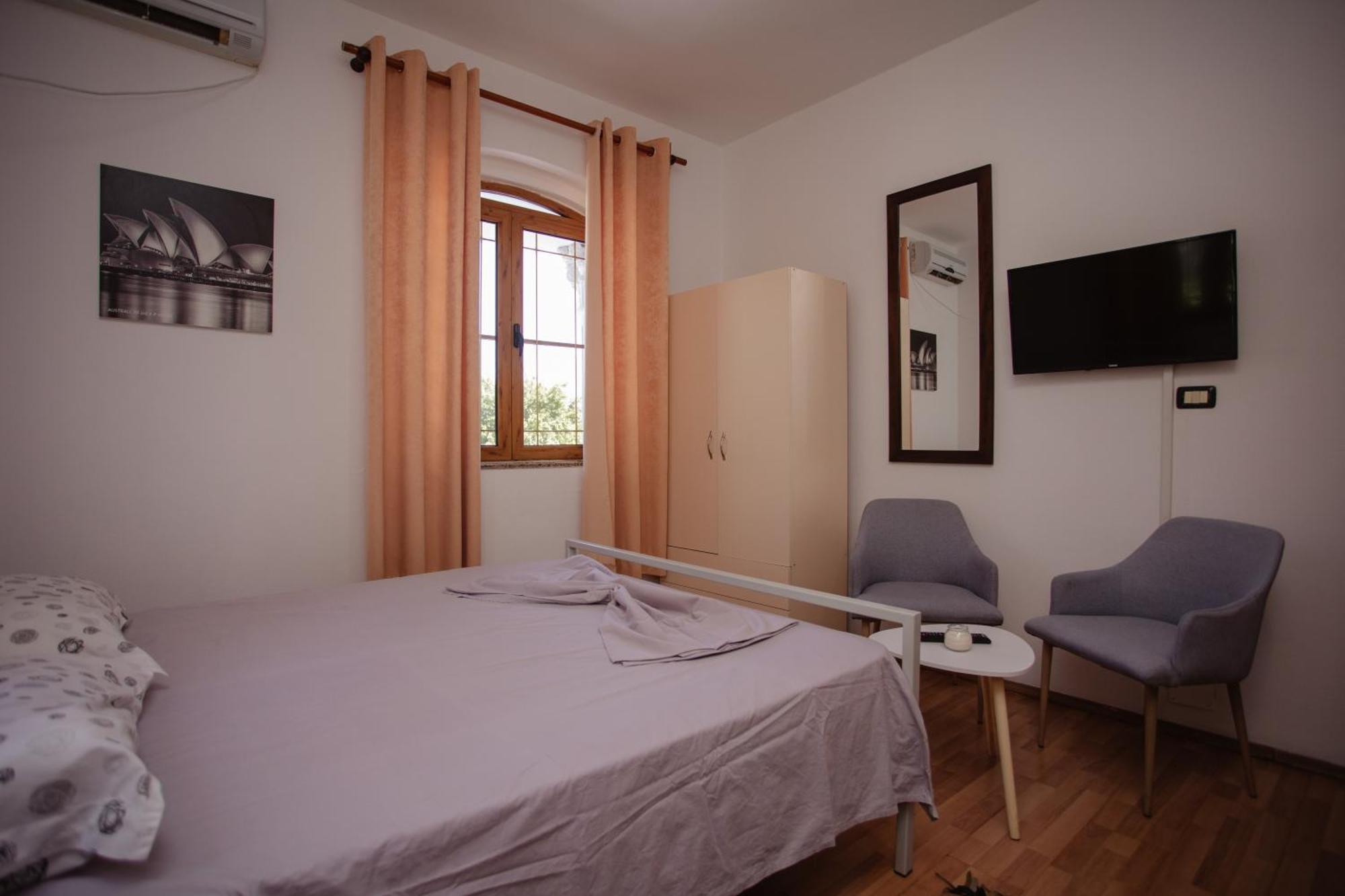 Široka Hotel Shkodra Lake מראה חיצוני תמונה