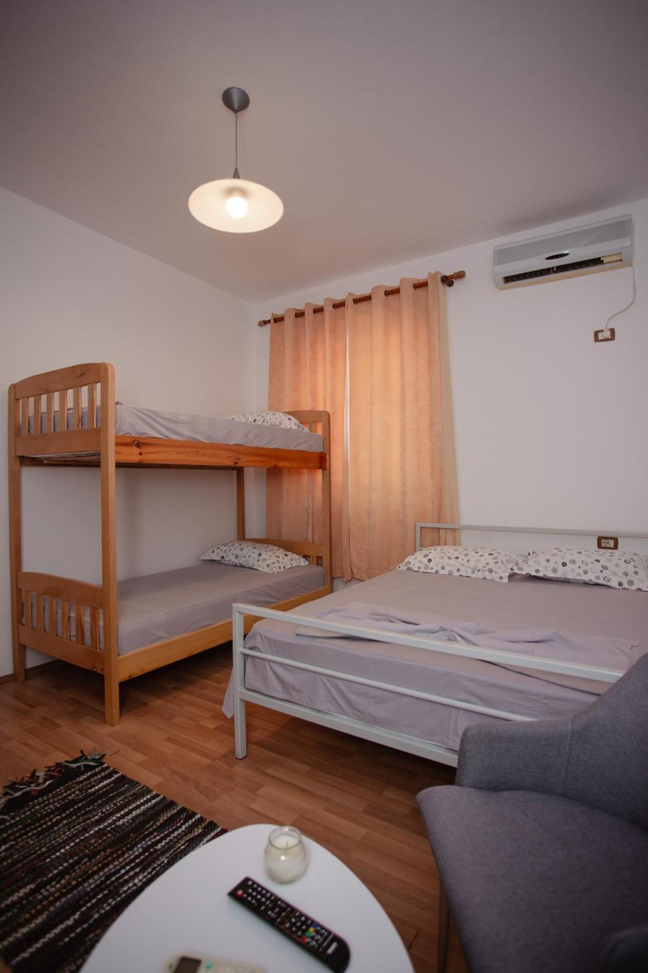 Široka Hotel Shkodra Lake מראה חיצוני תמונה