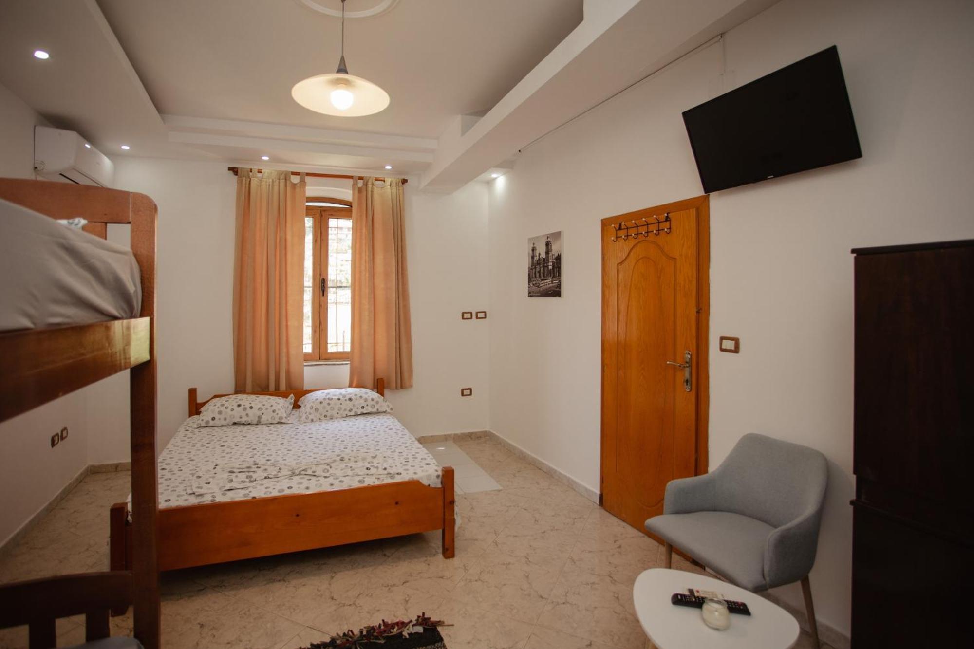 Široka Hotel Shkodra Lake מראה חיצוני תמונה