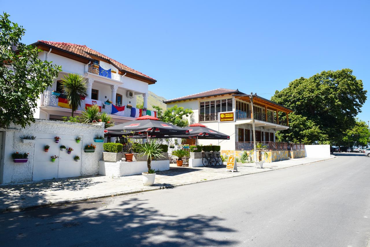 Široka Hotel Shkodra Lake מראה חיצוני תמונה