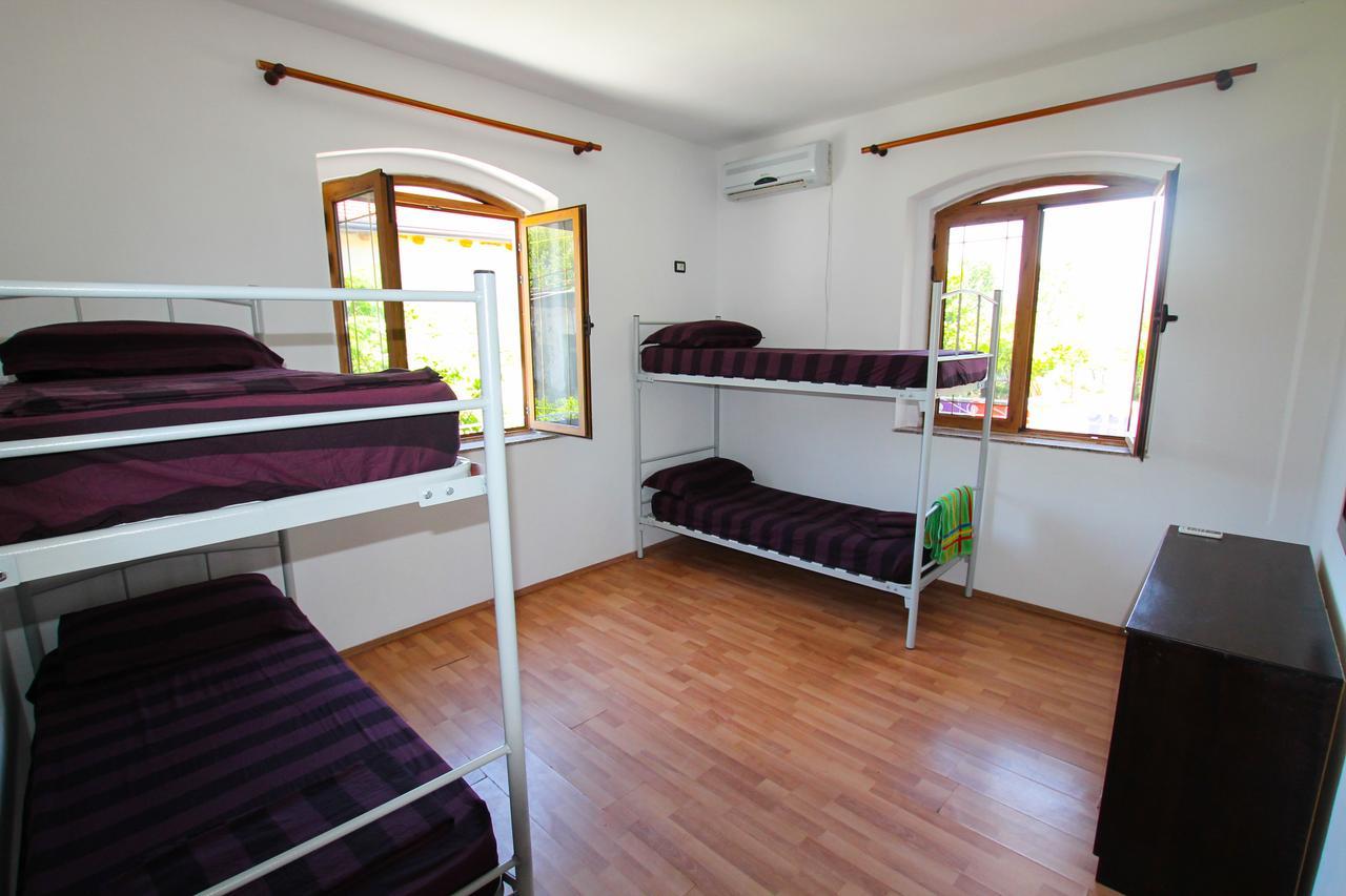 Široka Hotel Shkodra Lake מראה חיצוני תמונה