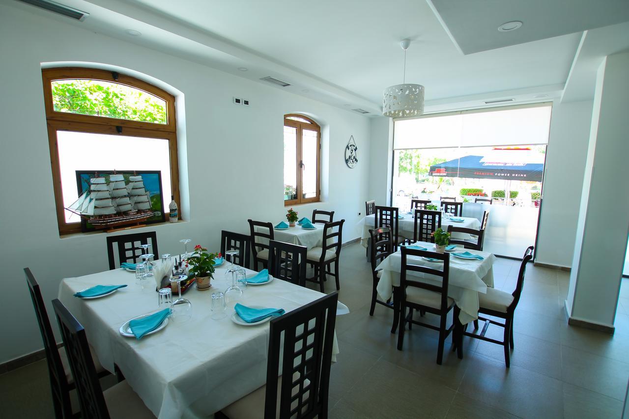 Široka Hotel Shkodra Lake מראה חיצוני תמונה