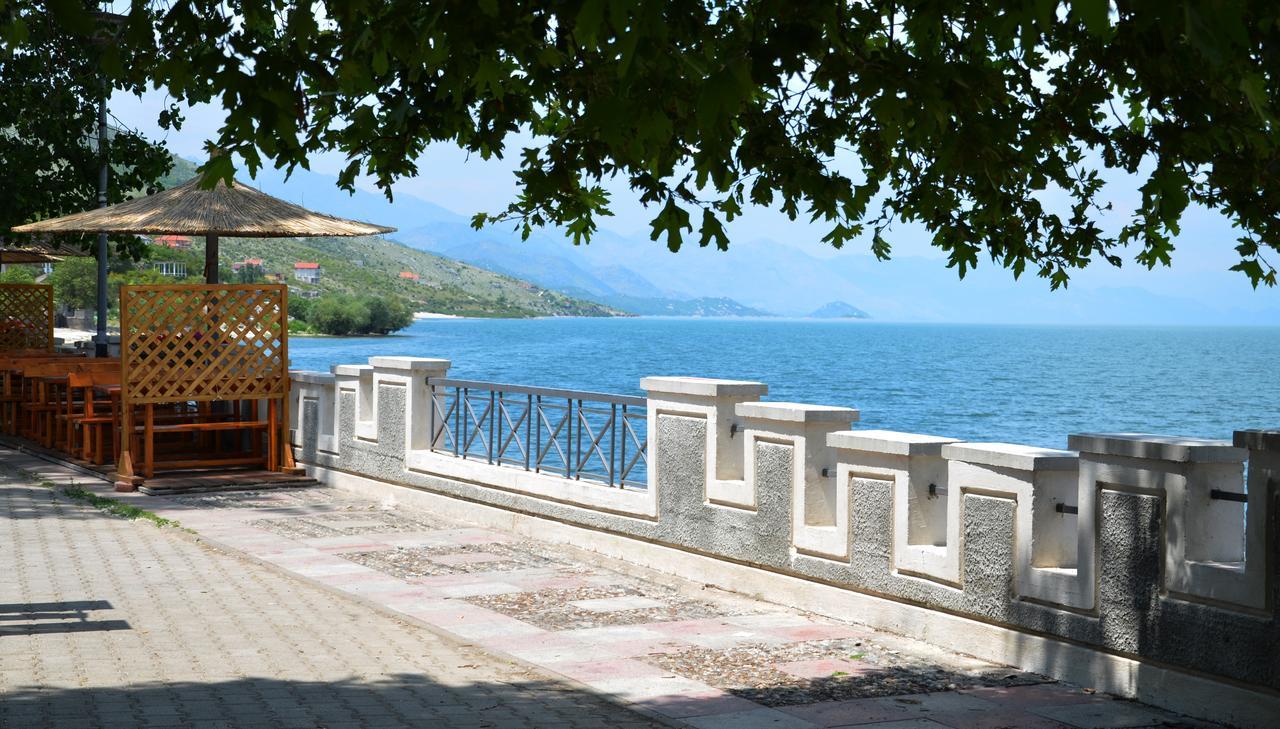 Široka Hotel Shkodra Lake מראה חיצוני תמונה