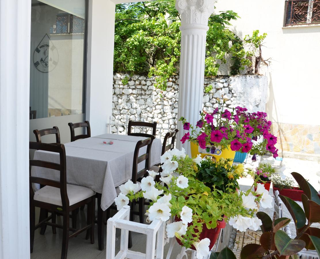 Široka Hotel Shkodra Lake מראה חיצוני תמונה