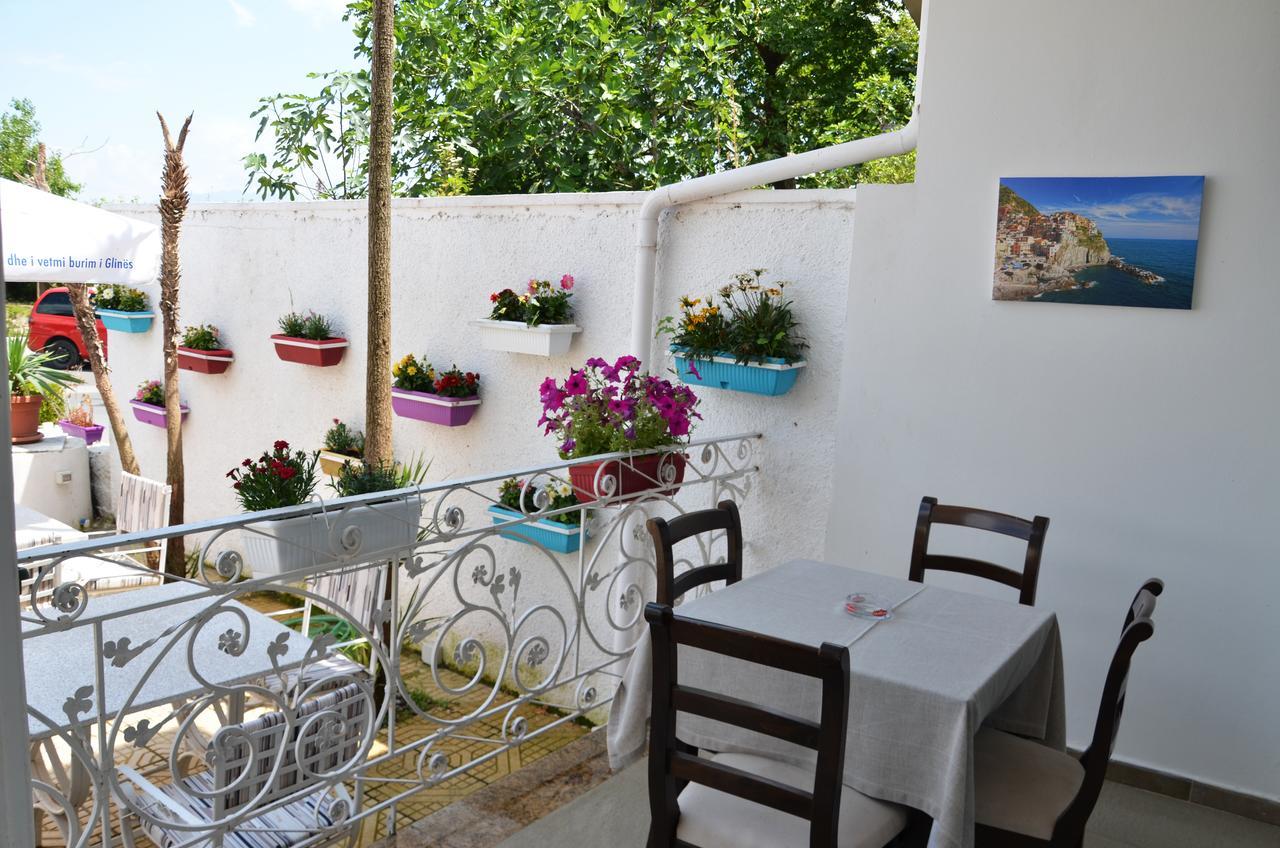 Široka Hotel Shkodra Lake מראה חיצוני תמונה