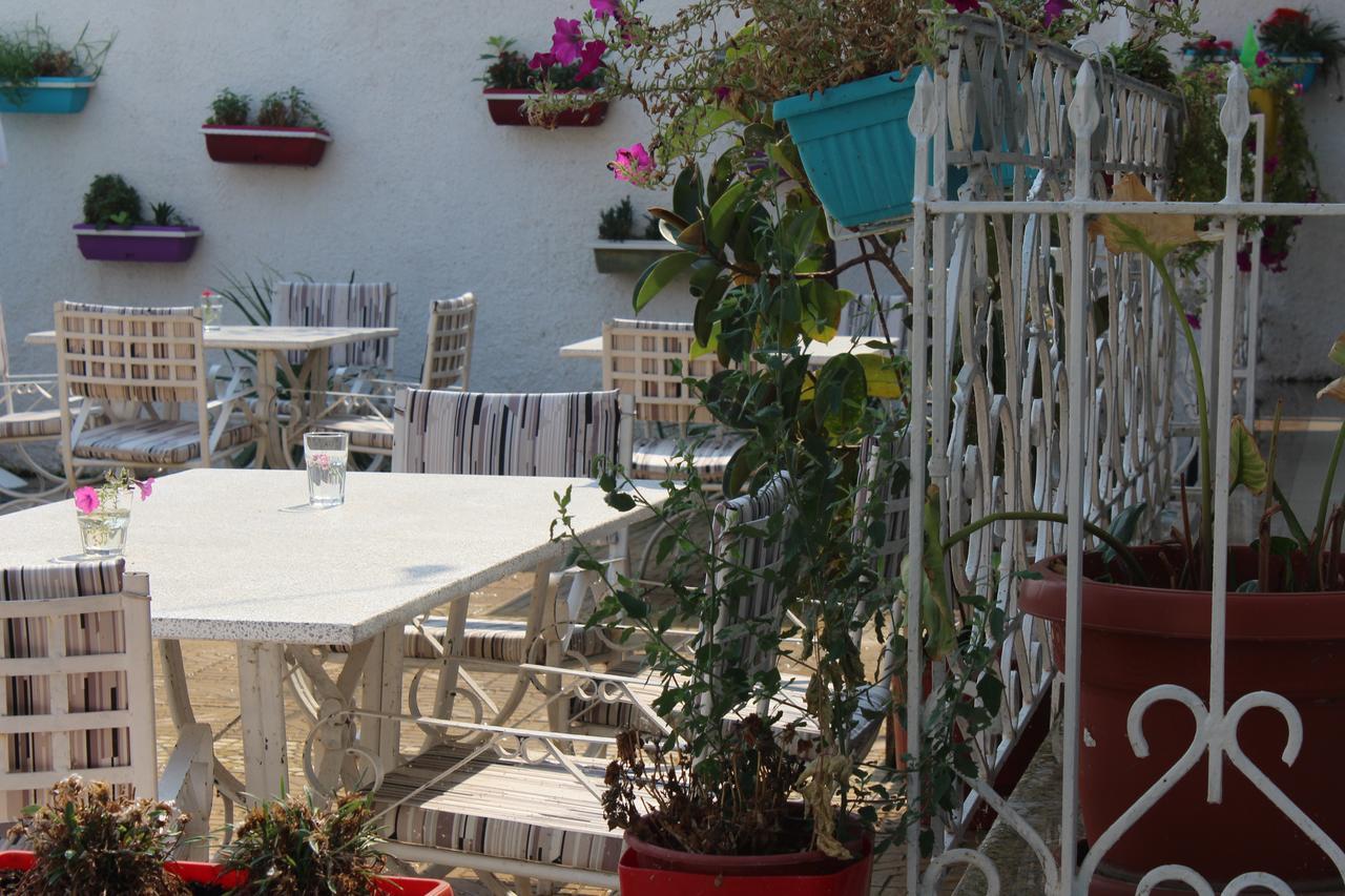 Široka Hotel Shkodra Lake מראה חיצוני תמונה